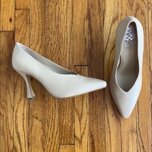 Vince Camuto Nude Pumps/Heels